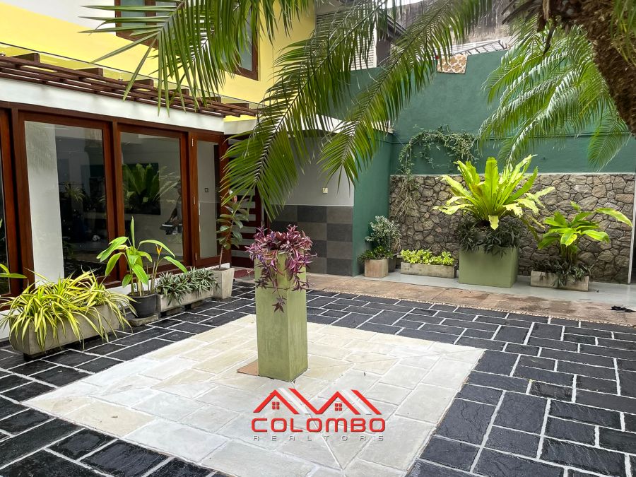 Modern Fully Furnished House for Rent / Lease in Alfred House Road, Colombo 3 (Colpetty) Rented by Colombo Realtors. The Best Real Estate Company in Sri Lanka