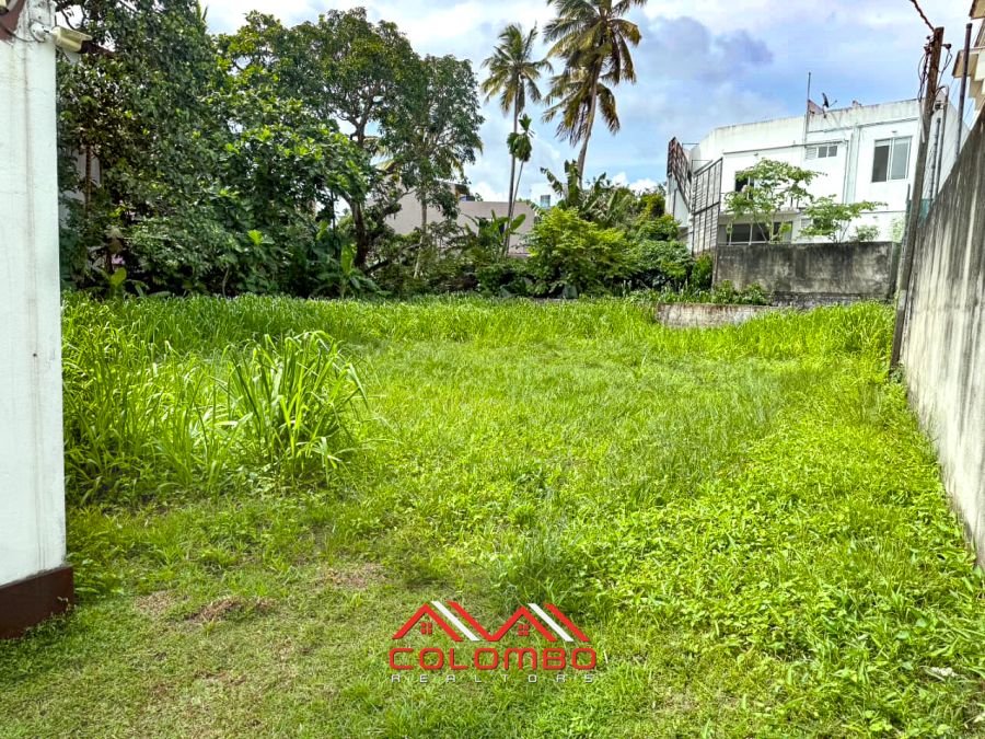 23.5 perch land for sale in Capital Kingdom in Thalawathugoda sold by best agents Colombo Realtors