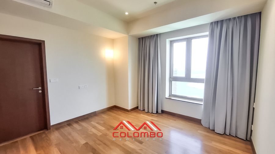 Luxury apartment 39th 40th 41st floors of Cinnamon Life, Colombo 02, offering stunning sea views for rent / lease. By Colombo Realtors, the Best Real Estate Company in Sri Lanka