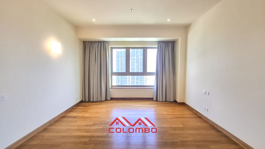 Luxury apartment 39th 40th 41st floors of Cinnamon Life, Colombo 02, offering stunning sea views for rent / lease. By Colombo Realtors, the Best Real Estate Company in Sri Lanka