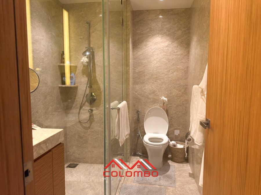 One Galle Face Shangri La Fully Furnished Sea View Upper Floor Luxury Modern Apartments for Rent or Lease in Colombo 2 by Colombo Realtors