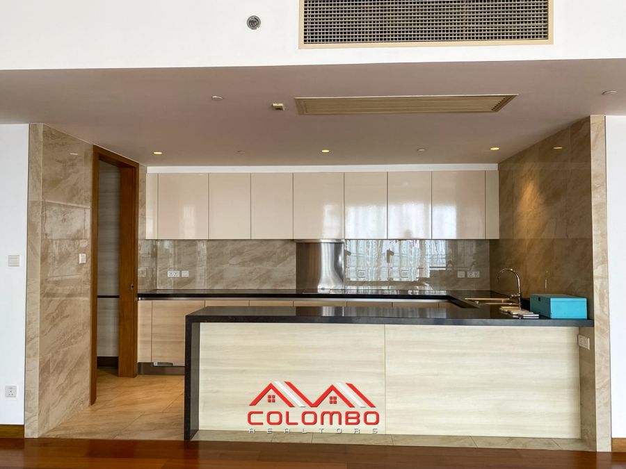 Kitchen Counter of Shangri-La One Galle Face Residence East Tower Apartment for Rent or Lease in Colombo 2 by Colombo Realtors