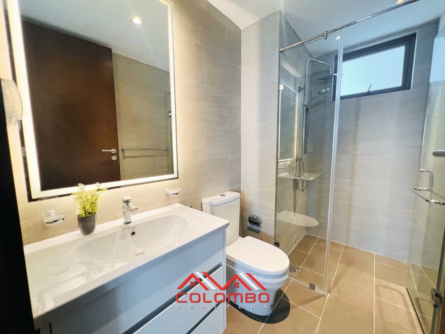 Washroom of Tri-Zen Tower 3 Type C5 Apartment for Rent or Lease in Colombo 2 by Colombo Realtors