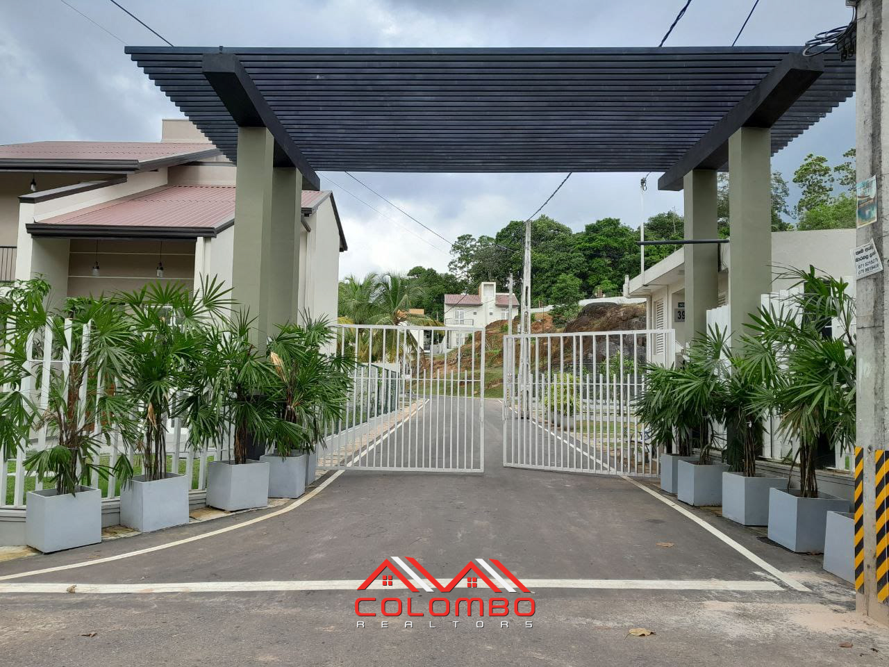 Malabe House 3 bedroom Two storey 1601 sqft House for Sale in