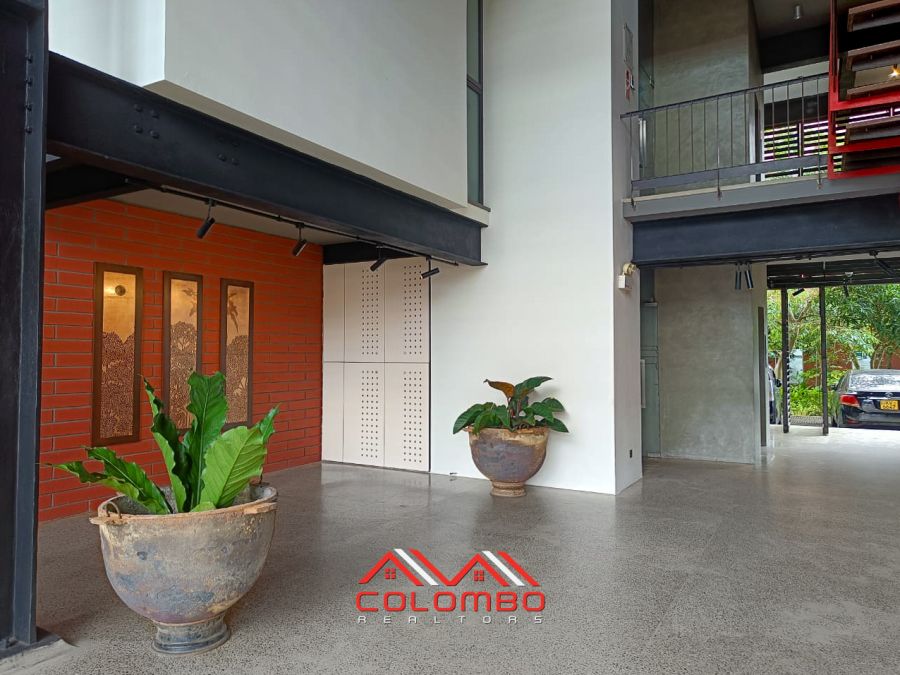 Premium, energy-efficient office spaces in a prime commercial building in Colombo 5, featuring modern infrastructure, advanced technology, and excellent facilities. Located close to Kirulapone and Nugegoda