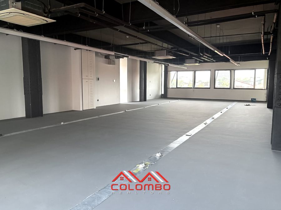 Premium, energy-efficient office spaces in a prime commercial building in Colombo 5, featuring modern infrastructure, advanced technology, and excellent facilities. Located close to Kirulapone and Nugegoda