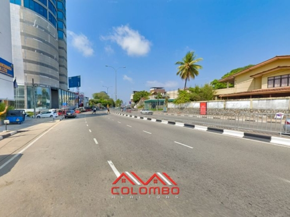Best Prime 18 perch land facing Baseline Road, Elvitigala Mawatha — ideal for a showroom, apartment, or commercial building development for sale by Colombo Realtors