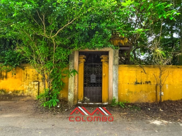 Colombo 5 Edmonton Road Land near Baseline Road and Kirulapone for sale offered by Colombo Realtors Real Estate Company in Sri Lanka